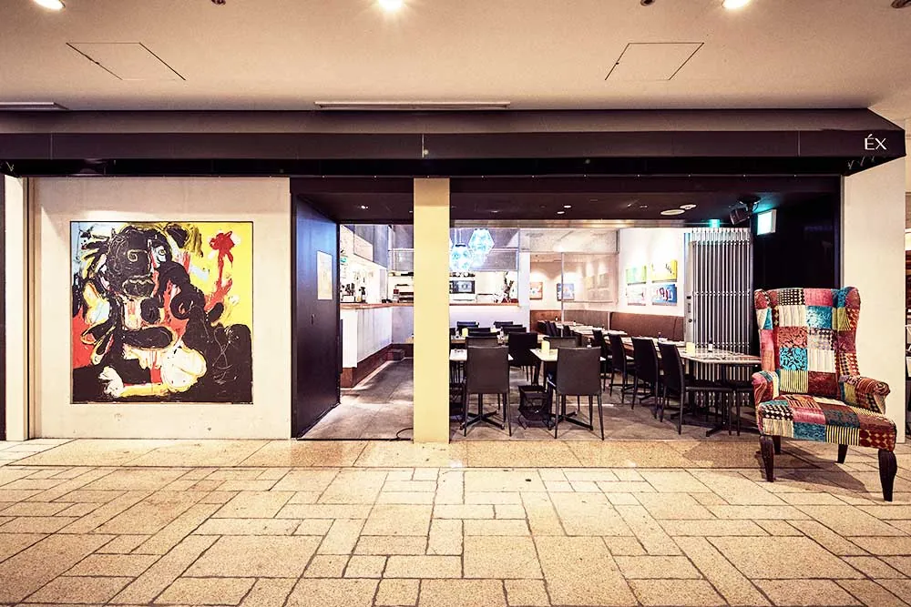 Storefront with large pop art
