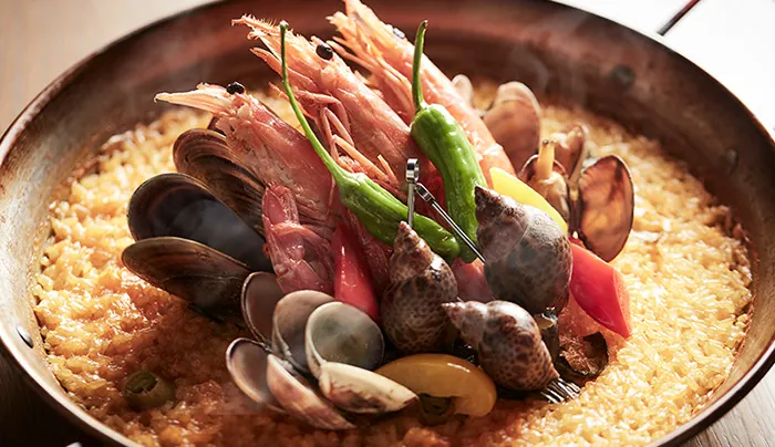 Seafood paella