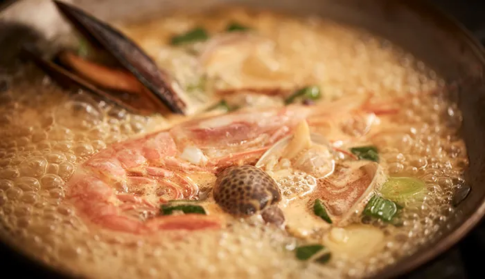 Seafood paella